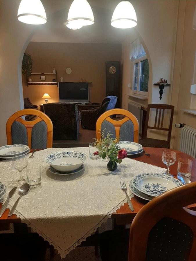 Haus Mit Ausblick 3 Schlafzimmer Wilkau-Hasslau ภายนอก รูปภาพ